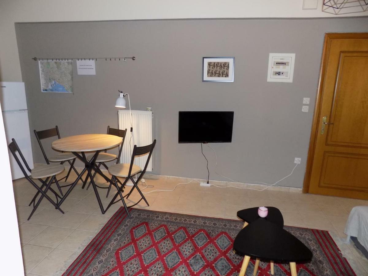 George'S Apartment In Volos Area Экстерьер фото